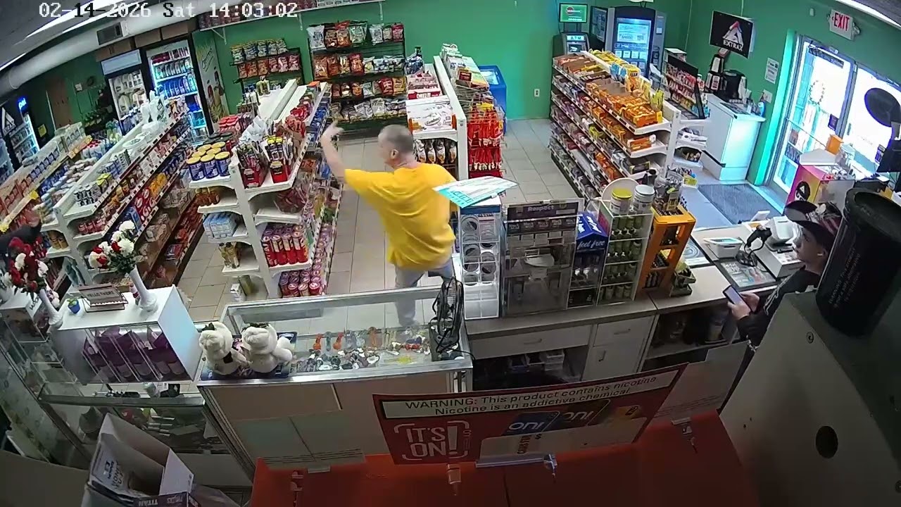 Staff Protect Kidnapped Woman From Ex-Boyfriend After She Runs Into Store for Safety