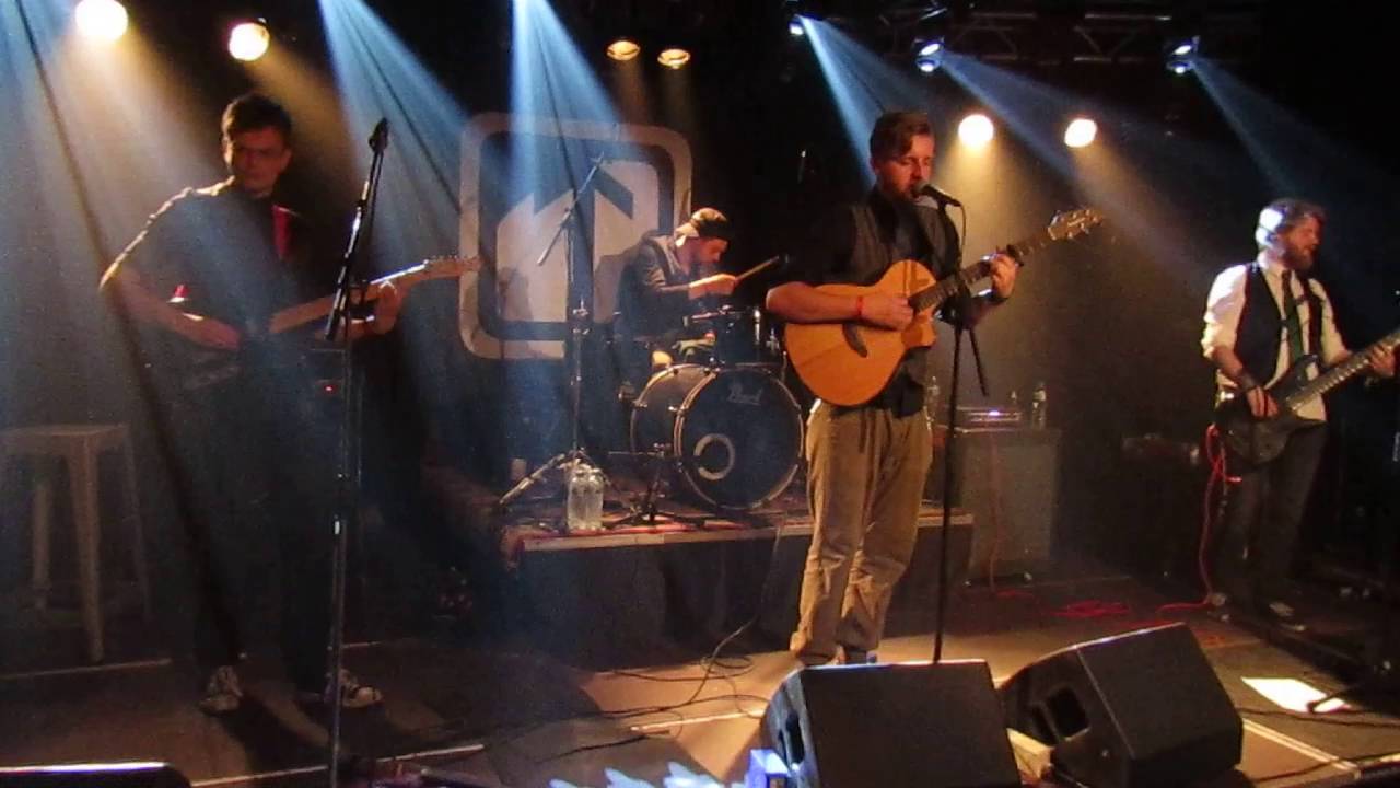 The Highland Sell -Outs live in Simplon Groningen . '  Motherland 