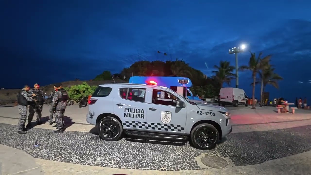 WALKING TOUR - ARPOADOR IPANEMA TO COPACABANA - BRAZIL - SUNSET / NIGHT TIME