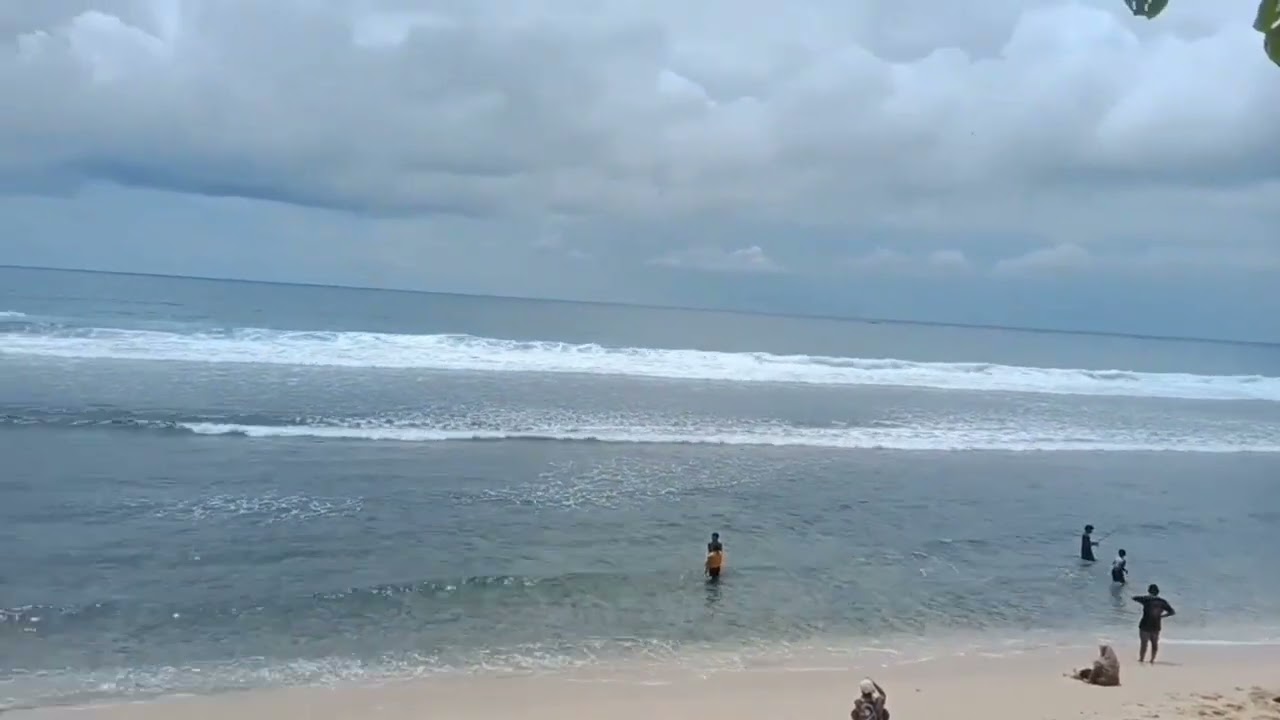 Pemandangan yang indah di pantai pok tunggal , Gunungkidul