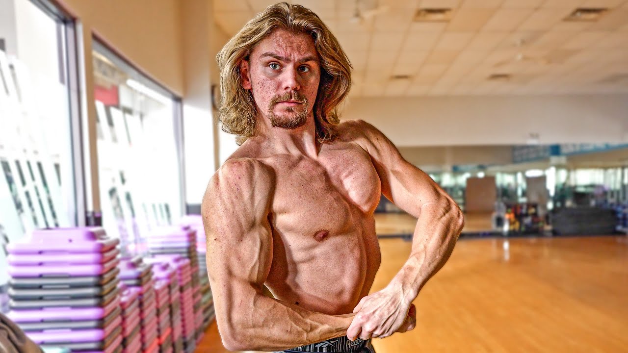 Eating 4000 Calories | LEAN BULK DAY 33 | 204.8 lbs