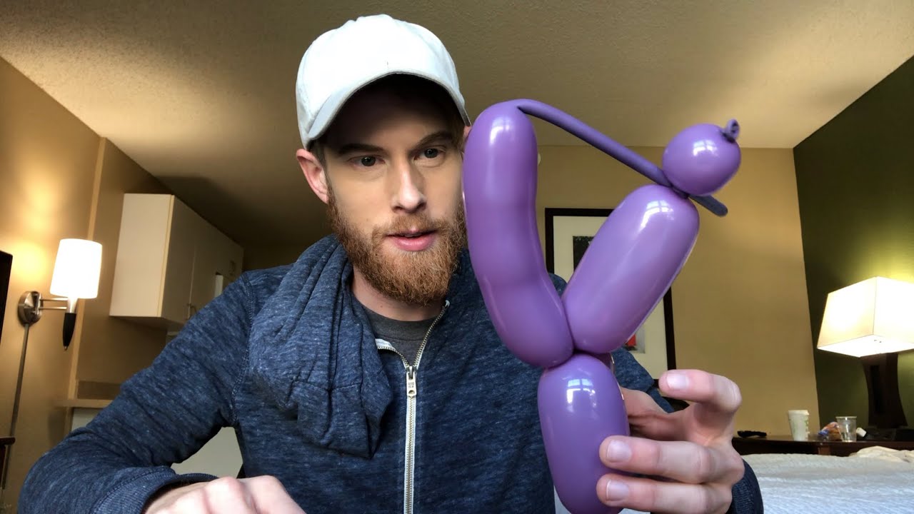 TRYING TO MAKE BALLOON ANIMALS!