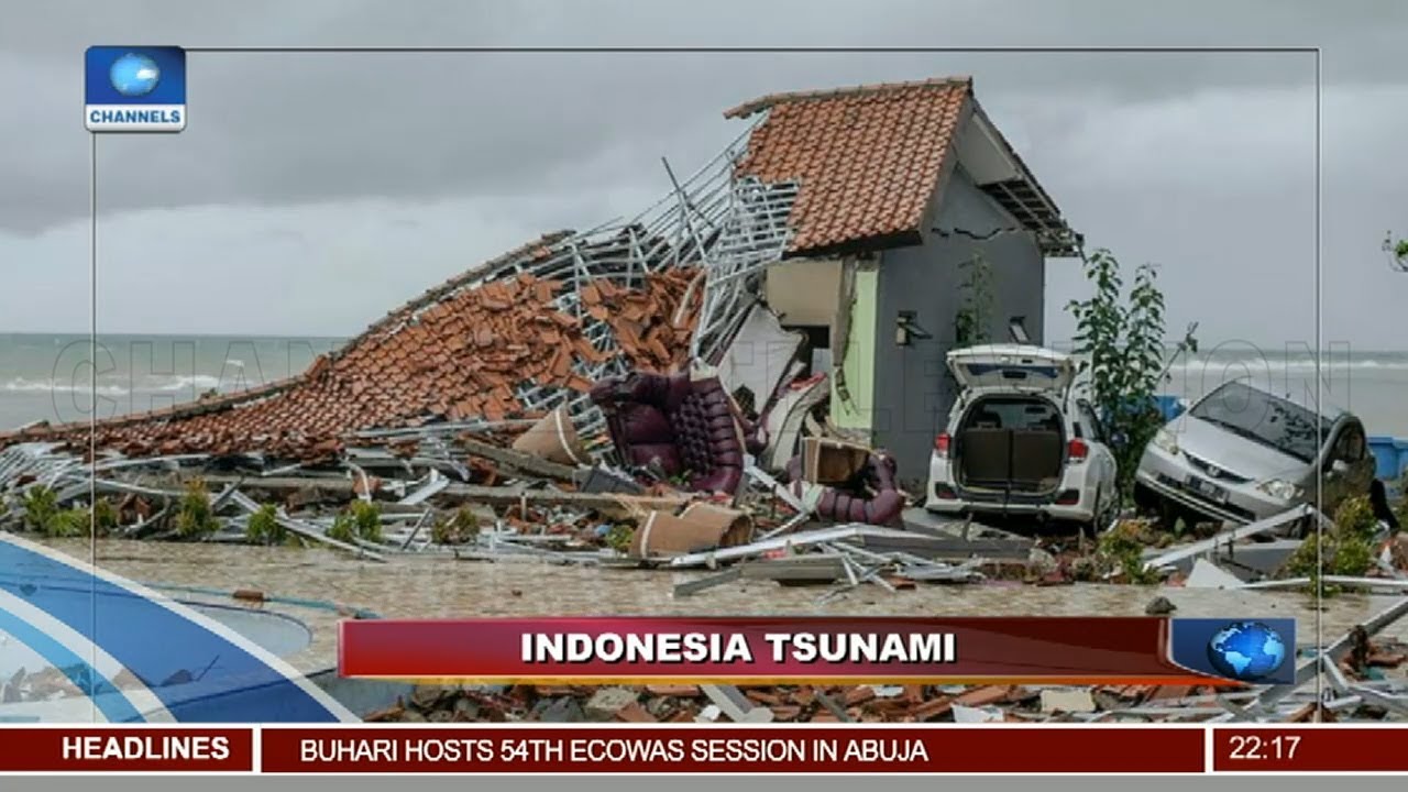 At Least 222 People Killed As Massive Wave Hits Sunda Strait In Indonesia 23/12/18 Pt.4 |News@10|