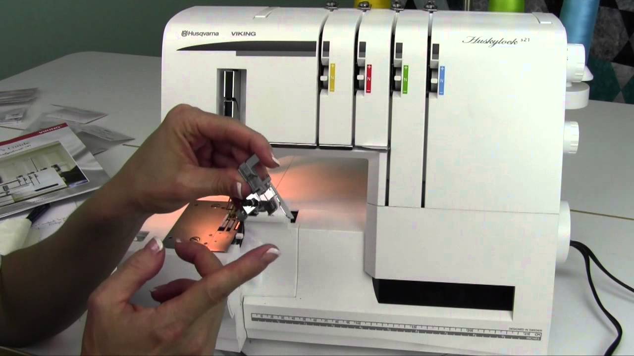 Husqvarna Viking S-21 Serger 43 Потайная подрубка и шнуровка