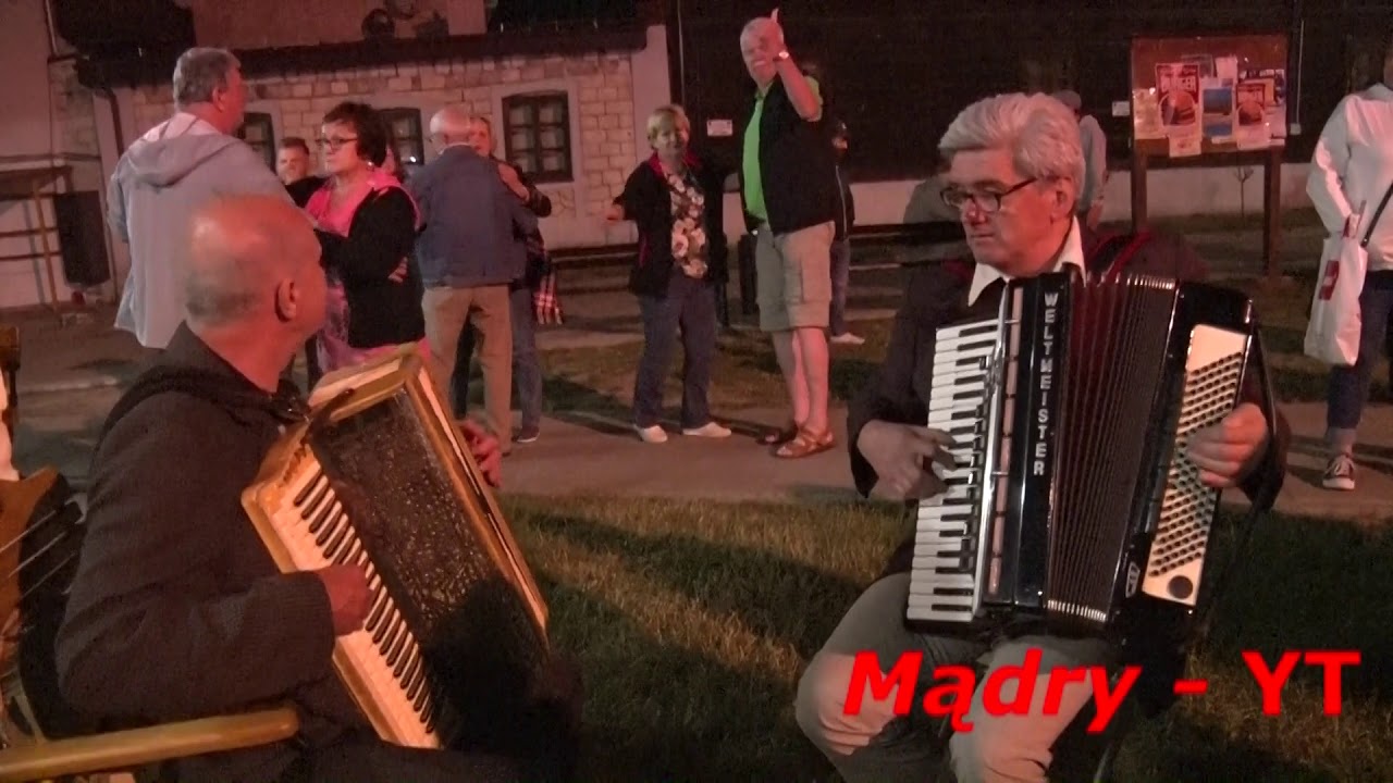 Cudowne TANGO w letnią noc ! Wytrwała publika słucha i tańczy - Kazimierz Dolny - 2018