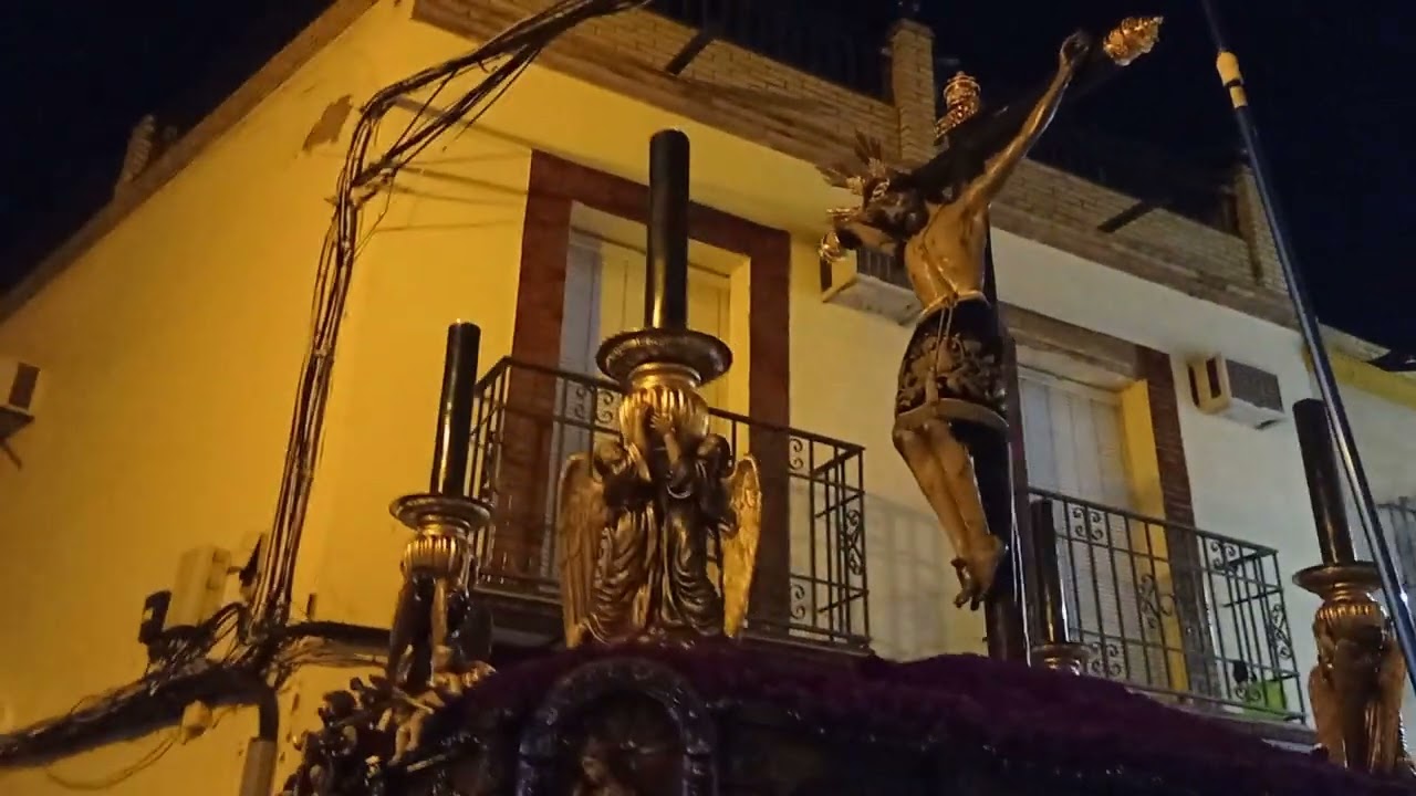 El Cristo de la Vera-Cruz en la calle Los Jaenes. Jueves Santo 2023, Benacazón.
