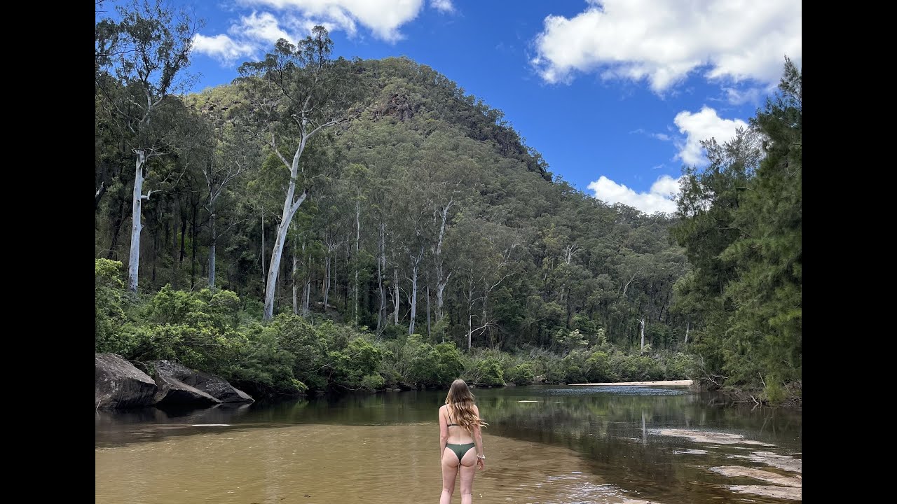 Hike in Camp at Colo Meroo, Upper Colo NSW Australia - Quicksand, nibbling fish and bad weather