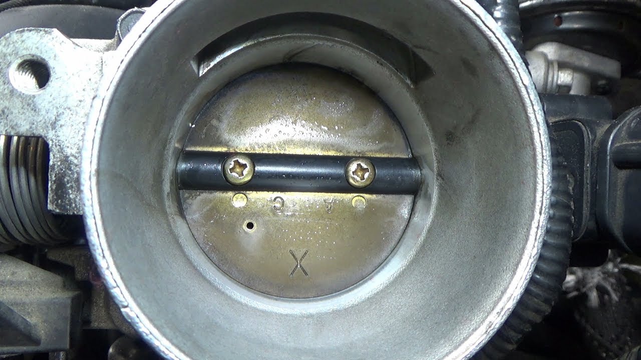 Throttle body cleaning (2001-2008 Ford Escape 3.0L 6-cylinder engine)
