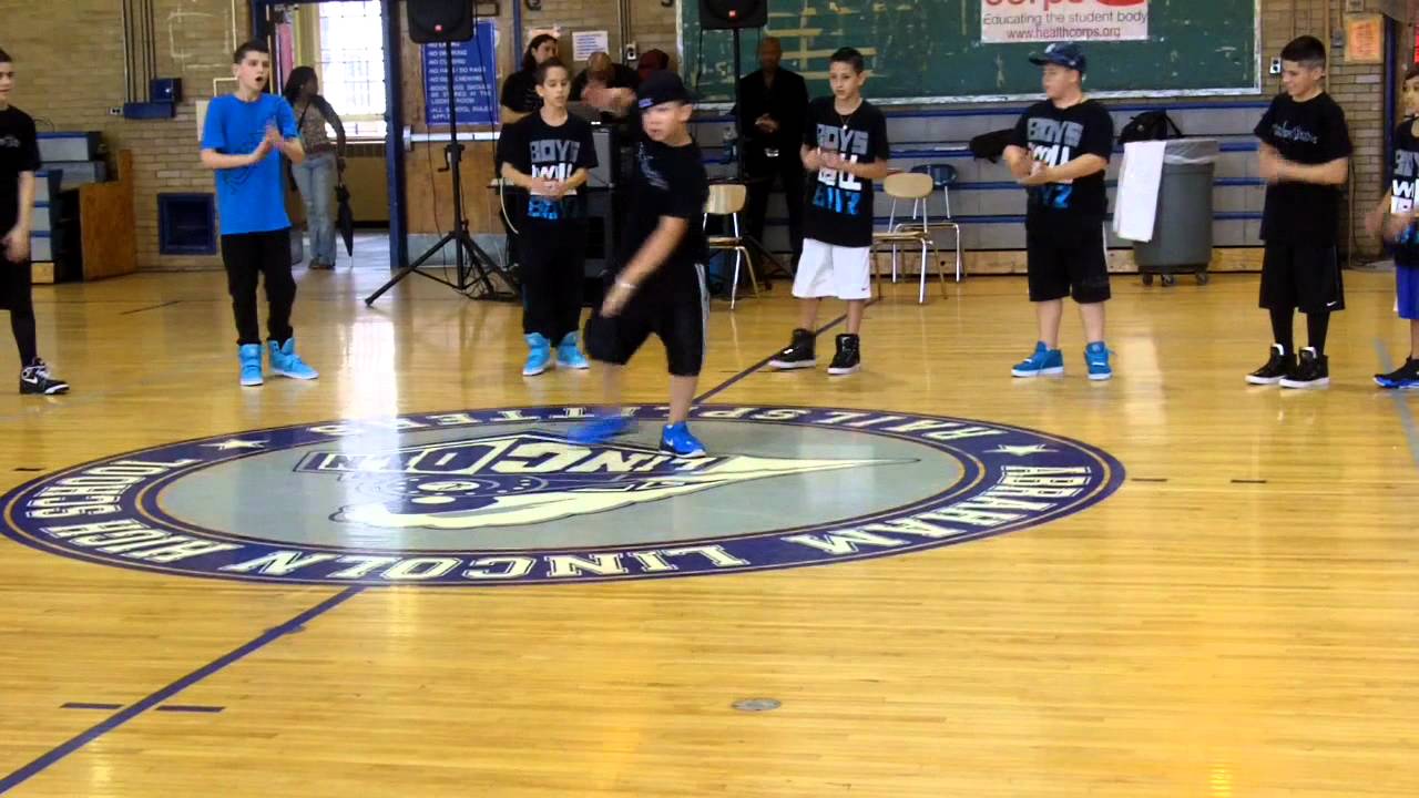 ICONic Boyz Dance for HealthCorps (2011)