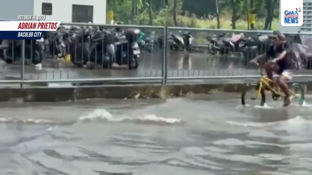Ilang kalsada sa Bacolod City, binaha dahil sa pag-ulan | GMA Integrated News