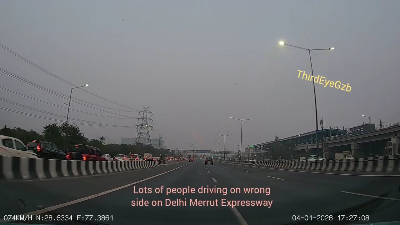 You Won't Believe This Expressway Chaos!