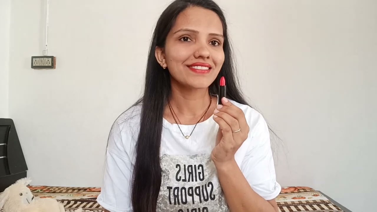 Oriflame lipstick review #Red brick and Red punch#matte lipstick 💄.