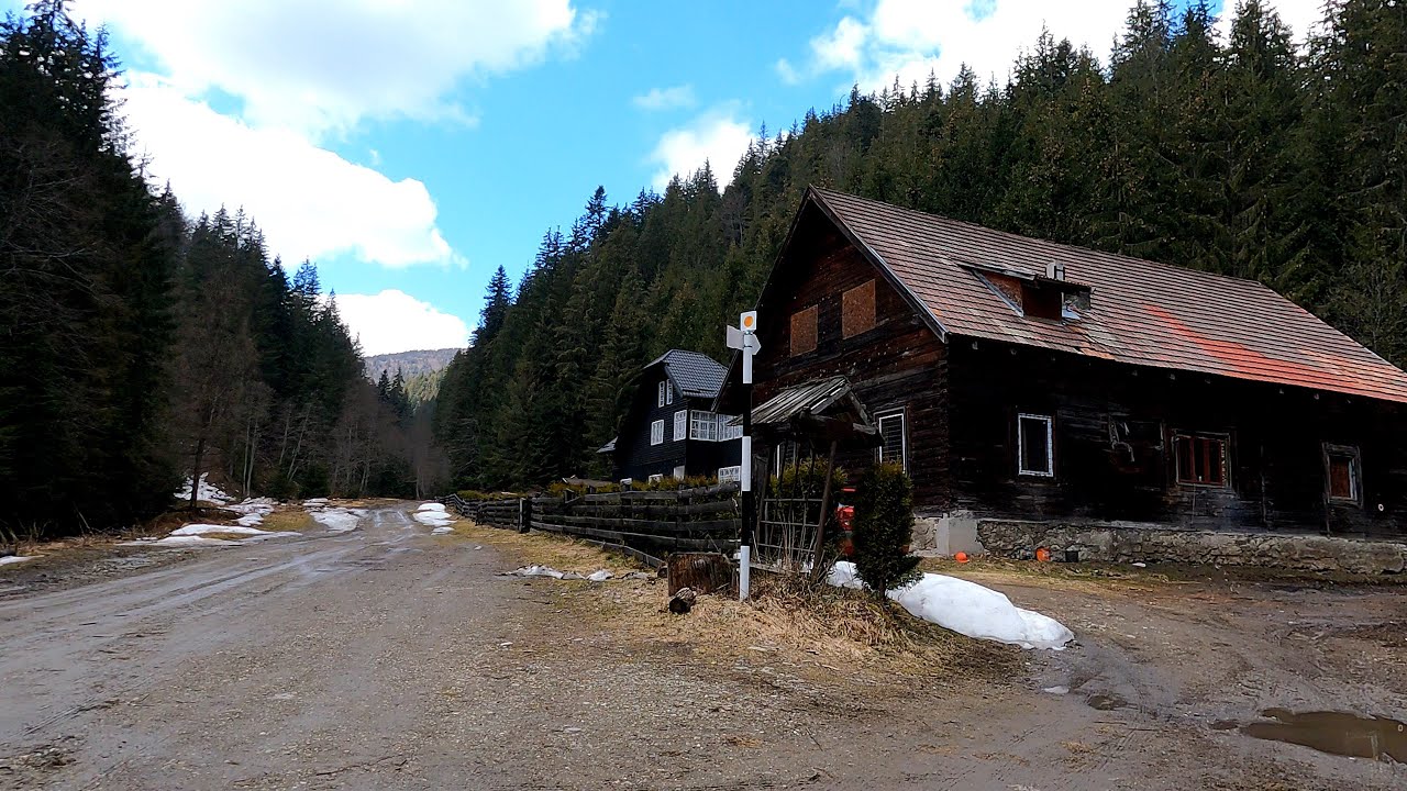 Drumul de la Cabana Plaiul Foii la Cantonul Rudărița