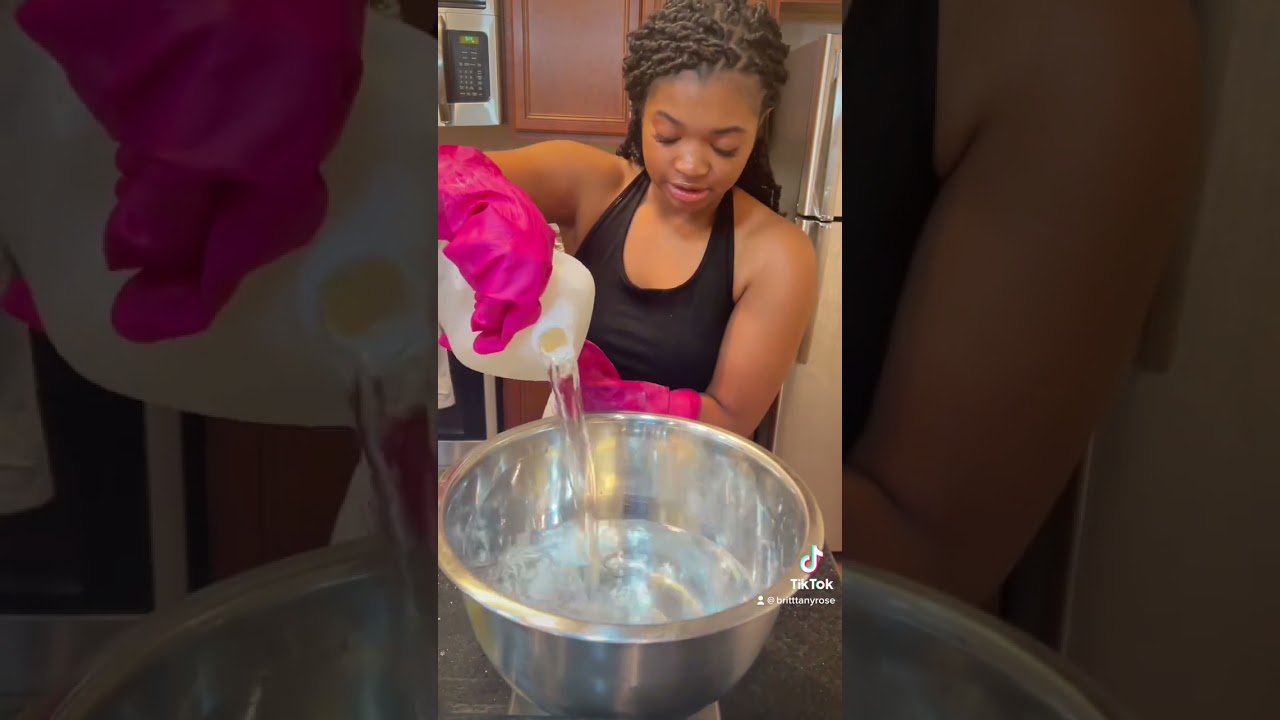 Шелковистое масло ши для волос доступно на сайте anaturalerose.com #naturalhair #sheabutter
