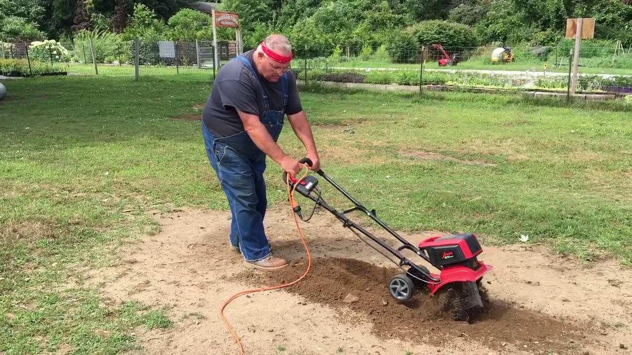 Reviewing the Mantis Electric Tiller/Cultivator.