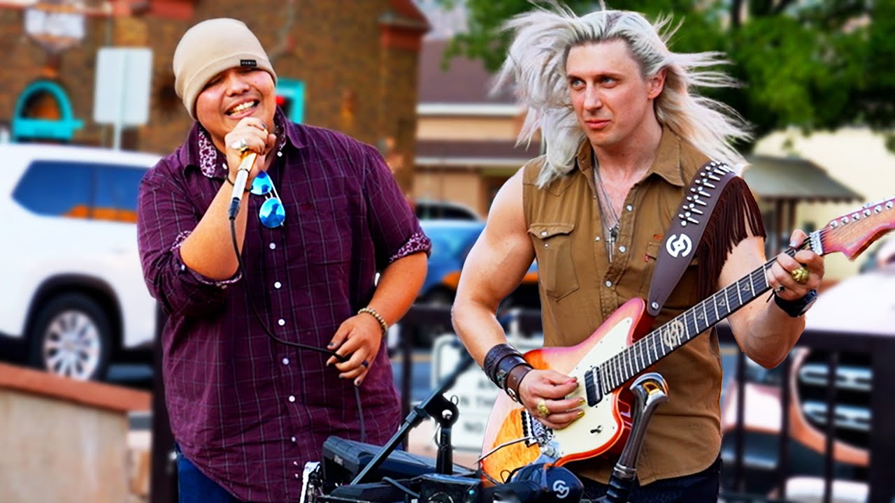 I Give Him My Mic and This Singer Shocks The Crowd - House Of The Rising Sun