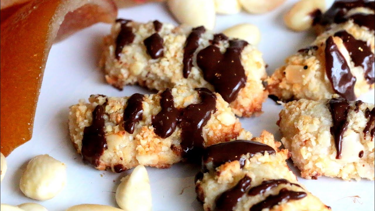 Almond Finger Cookies / صبيعات اللوز - CookingWithAlia - Episode 410
