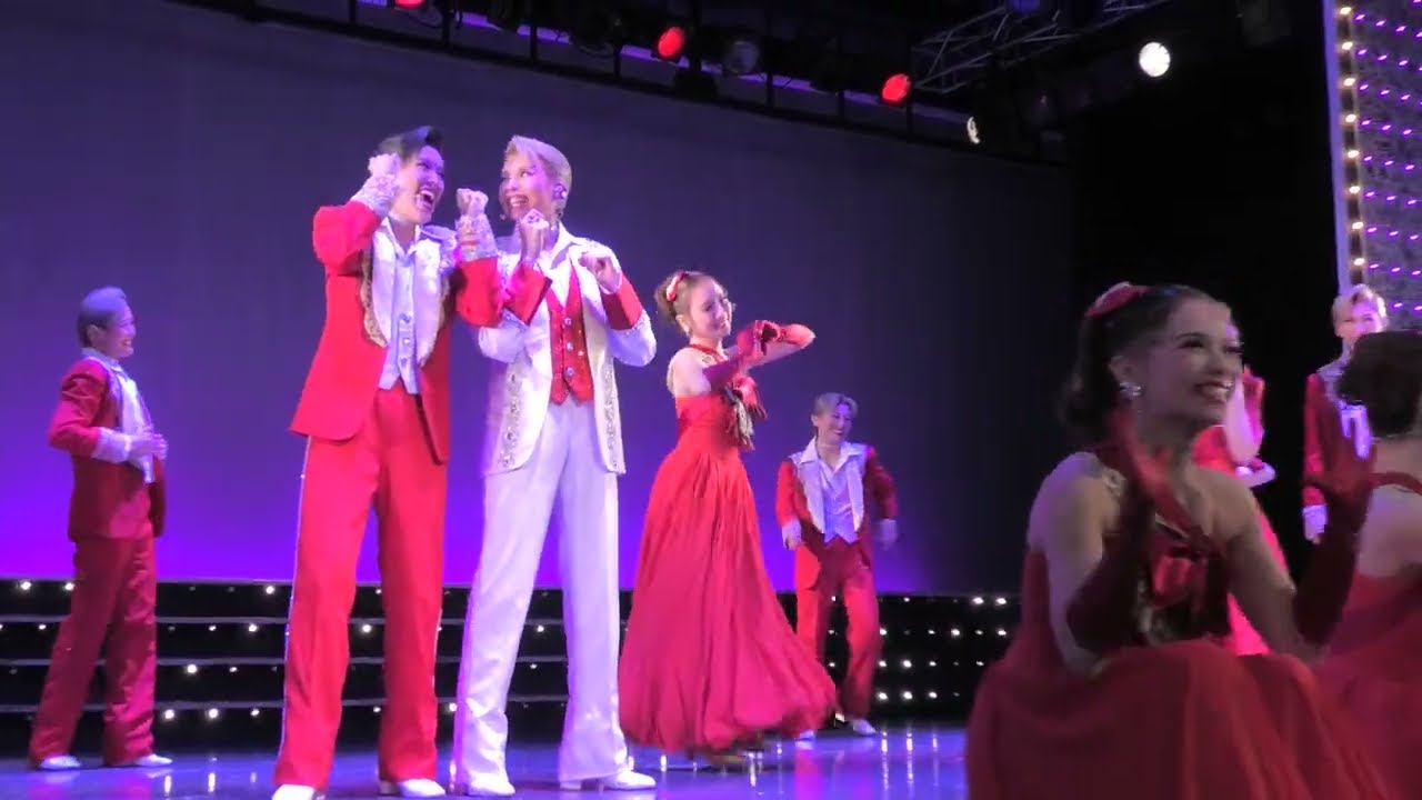 2024．11/6（水）14：30チームシャイン㊗初日『Christmas of Love Revue Show シャイン～きらめく聖夜の輝き』ミューズ１列目下手側３番席～🎥動画撮影【４Ｋ／ズーム有】