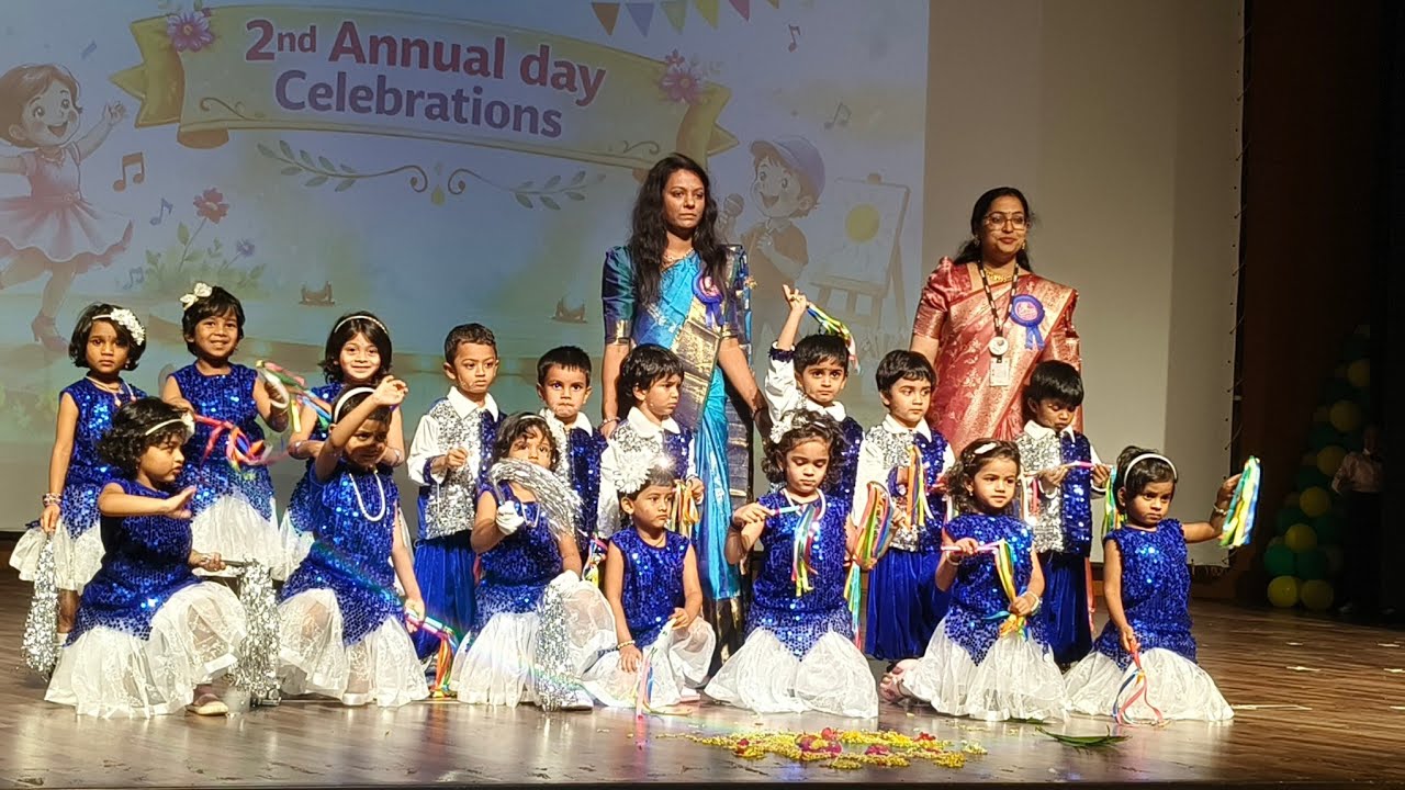 Annual day function/మా కూతురు స్కూల్ లో ఫుల్ ఎంజాయ్/ma papa annualday function lo dance performance/