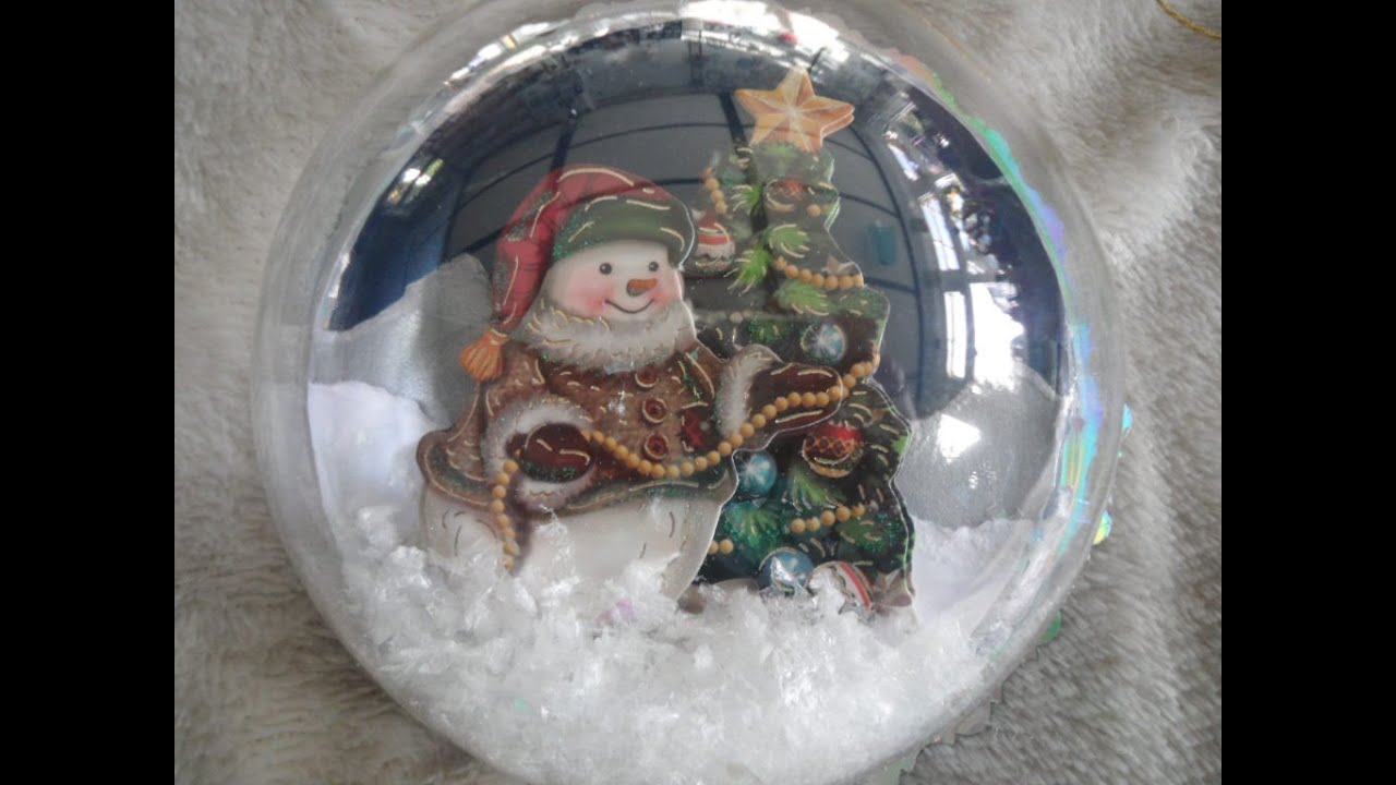 Half Baubles