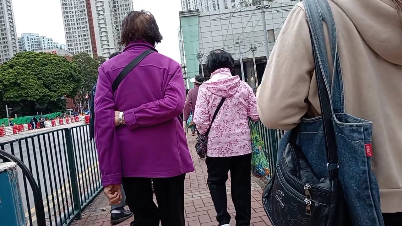 ILOCANO MEDLEY LOVE SONG LRT STATION TO TOWN CENTER