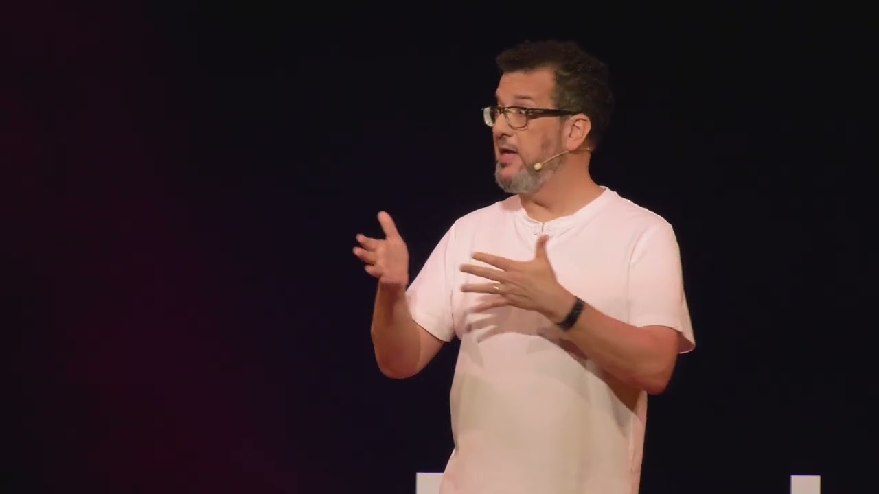 Motivaci&oacute; per transformar l'educaci&oacute; | David L&oacute;pez | TEDxIgualada