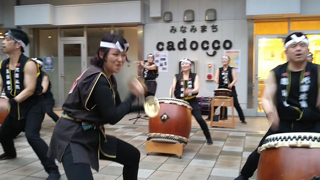 2023・7月8日・宮城県気仙沼市・気仙沼八幡太鼓「海潮音（みしおね）」・気仙沼バル「南町紫神社前商店街紫ミュージックライブ」