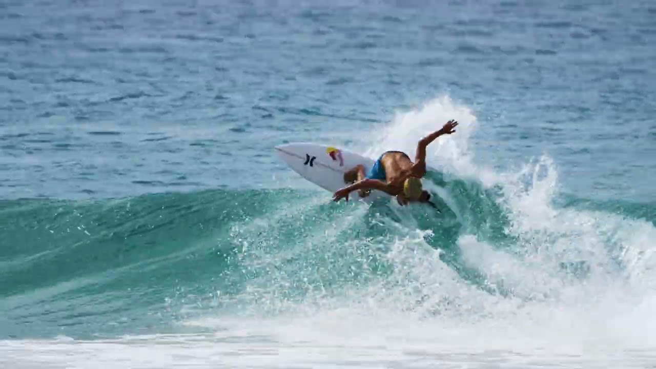Leg burners and sharp backhands at Snapper Rocks: Jarvis Earle and Jacob Willcox