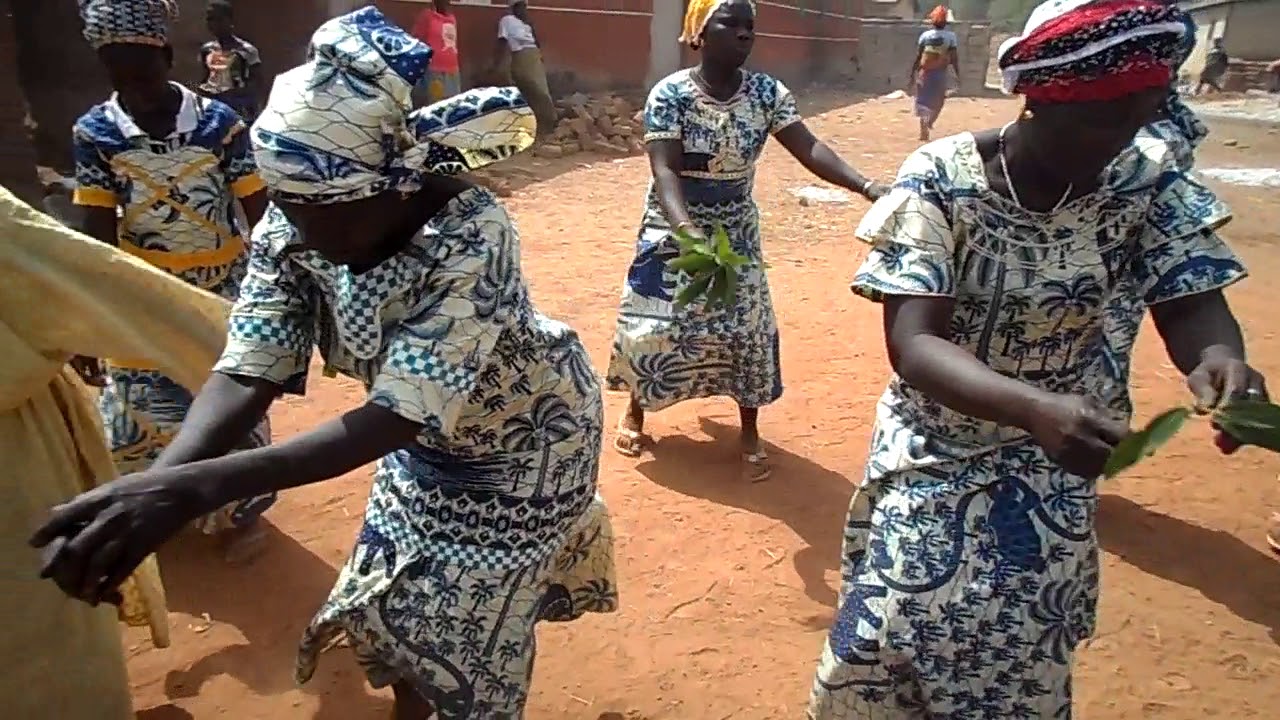 bôlôrou des femmes  à Sambokaha