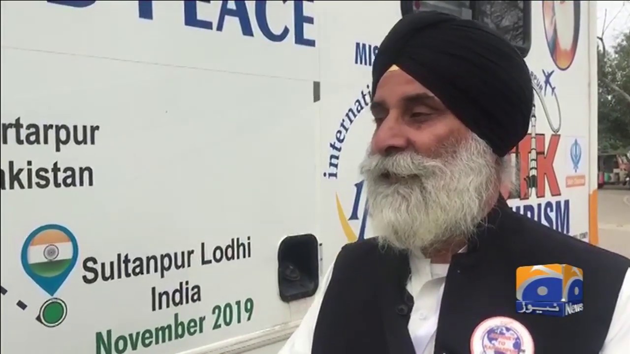 Canada se Sikh Yatri bus ke zariye lahore punch gaye