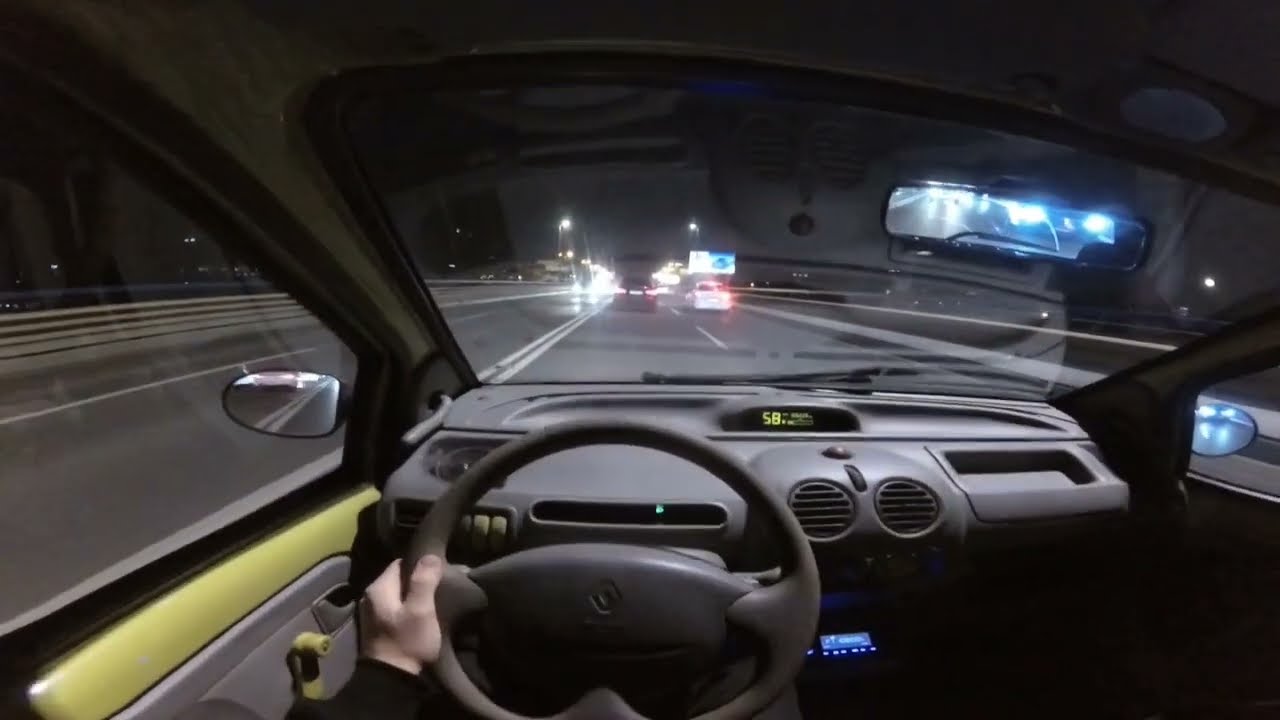 Renault Twingo City Night Drive POV Zagreb