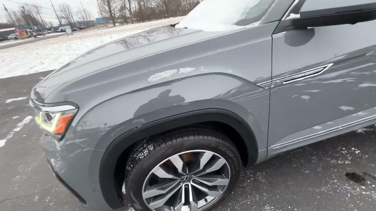 ZC25492A 2022 VW Atlas Cross Sport 