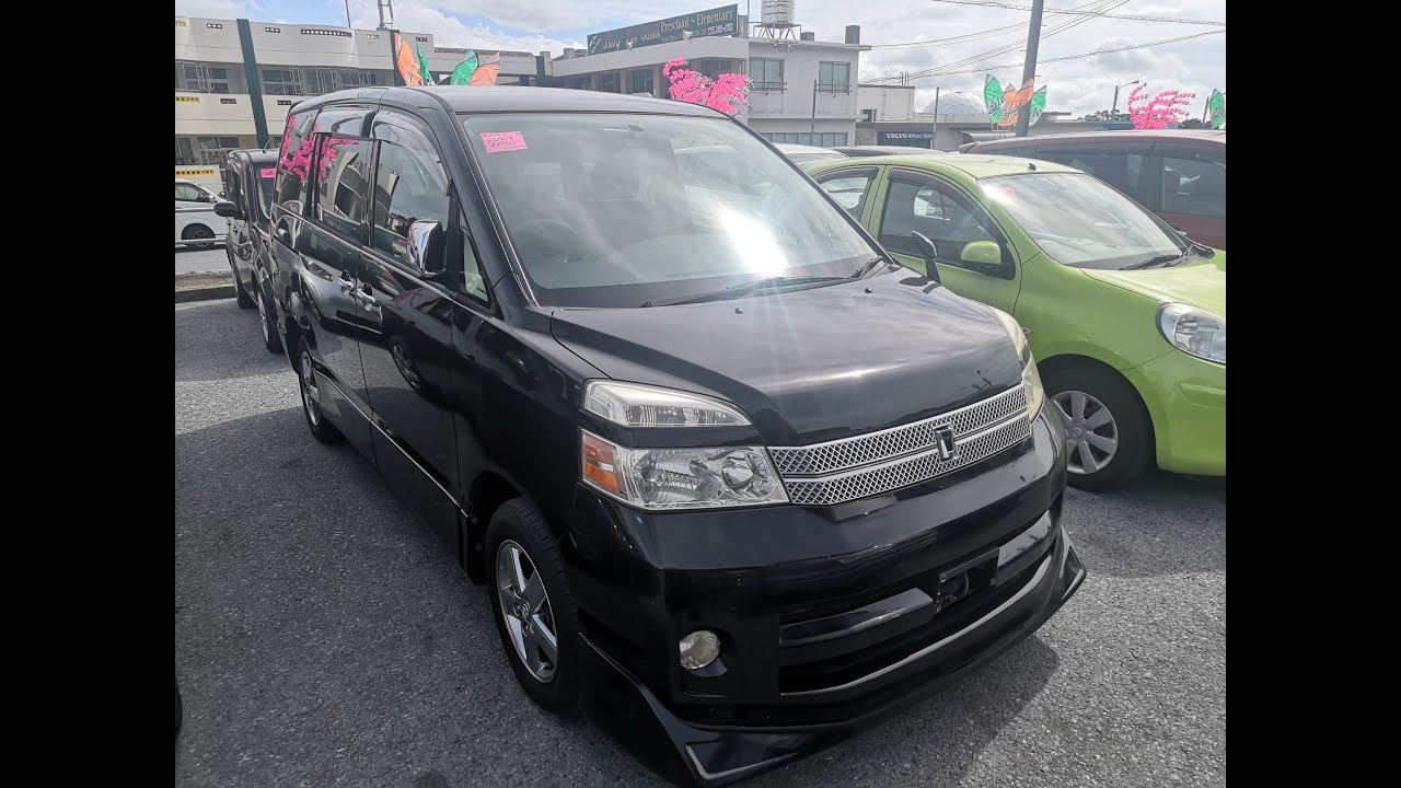 2006 Toyota Voxy (15177) - Johnny's Used Cars Okinawa