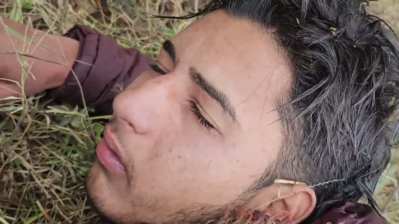 Dekhye Kese Bachai  Ek Ladke Ki Jaan Nehar Se Please Share 🙏 