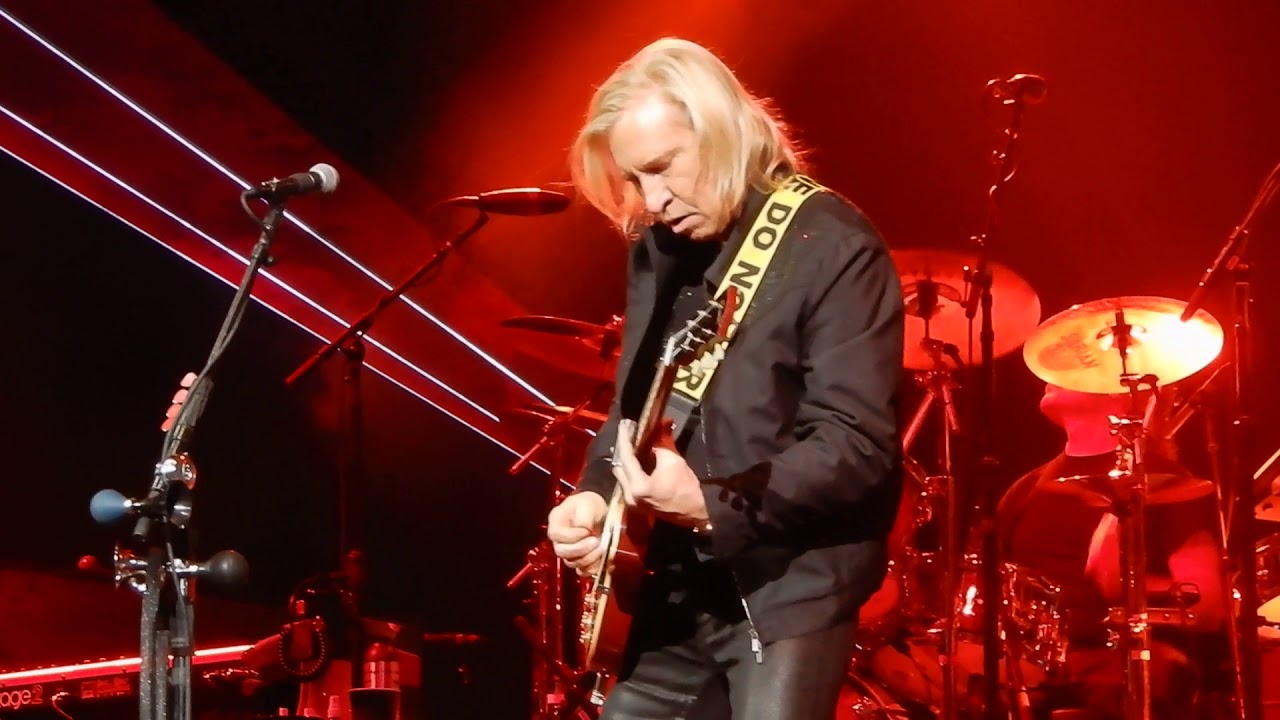 Joe Walsh..The Bomber/Closet Queen/Bolero/Cast Your Fate to the Wind..pt 2..4/25/17..Nashville
