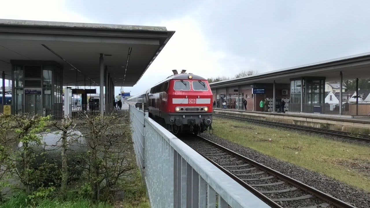 Br 218 fährt mit ihrem IC nach Westerland (4k Video)