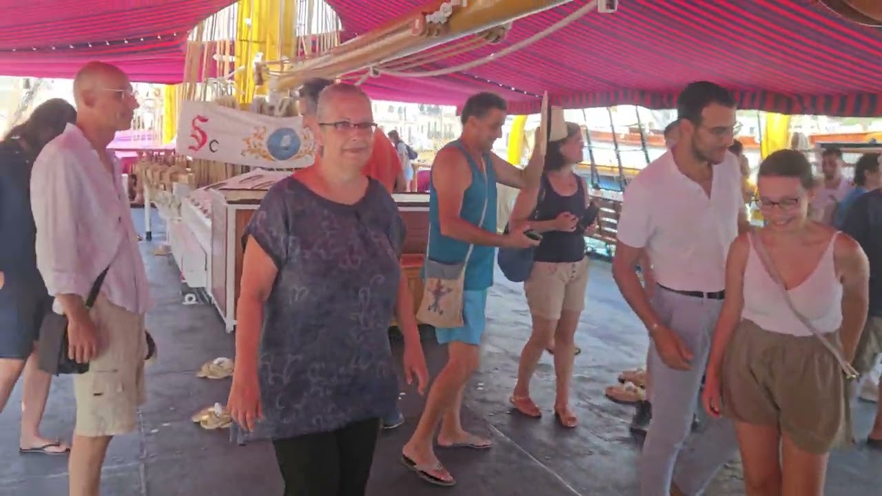 Visita alla nave Palinuro a Lipari (8K)