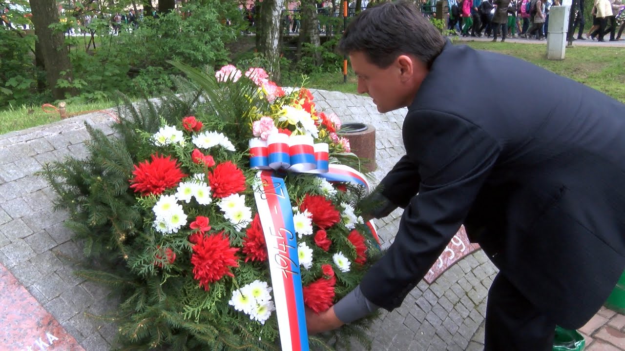 Horní Suchá - 70. výročí osvobození obce a vzpomínka na padlé www.TelevizeKarvinsko.cz