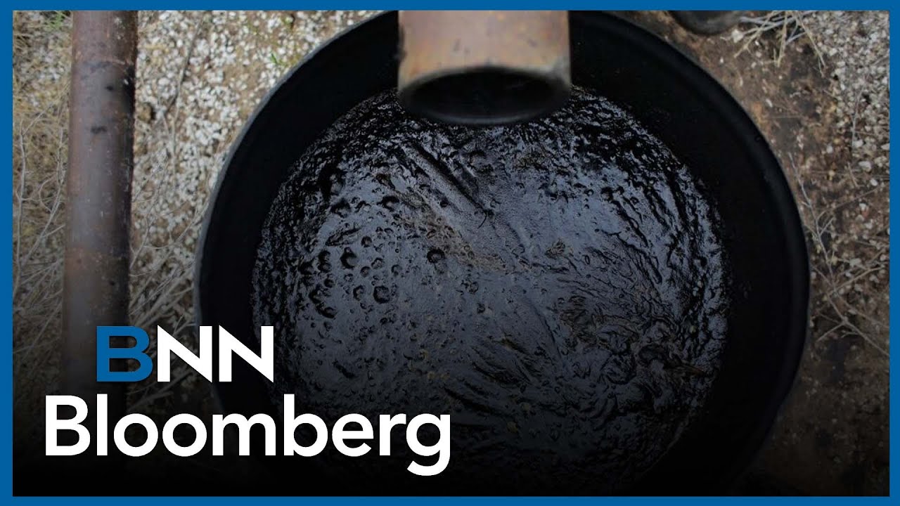 Oil prices tumble to lowest levels since 2021