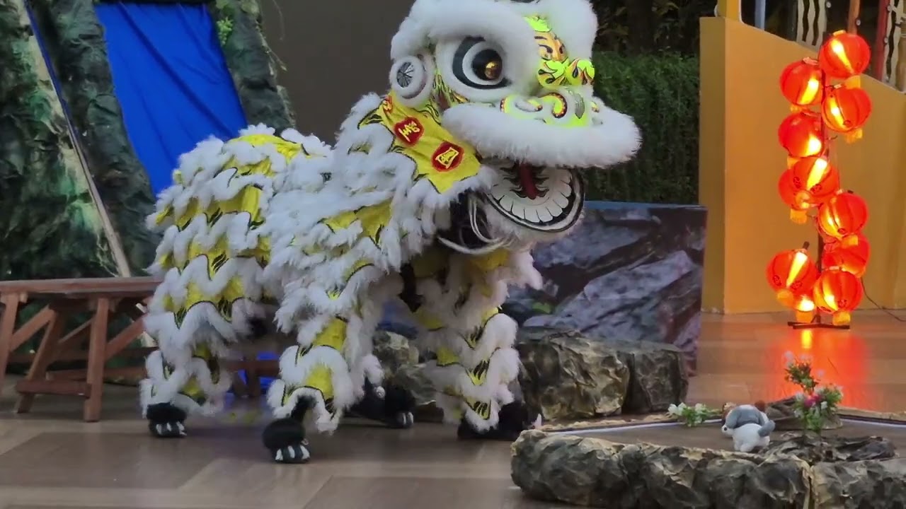 BARONGSAI IMLEK 2026 MALL LIVING WORLD DENPASAR #video #mall #barongsai #chinesenewyear #viral