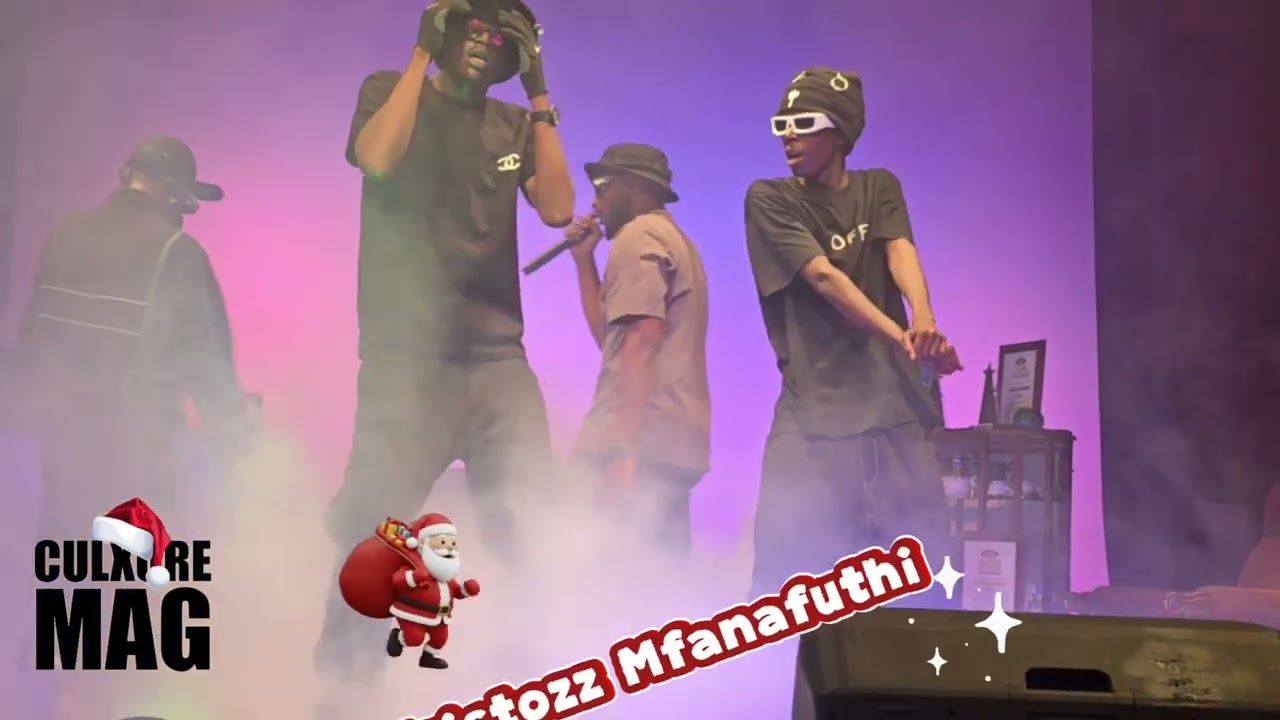 Mzistozz Mfanafuthi Performing at the Bulawayo Theatre at the #FillUPTheSittingRoom 