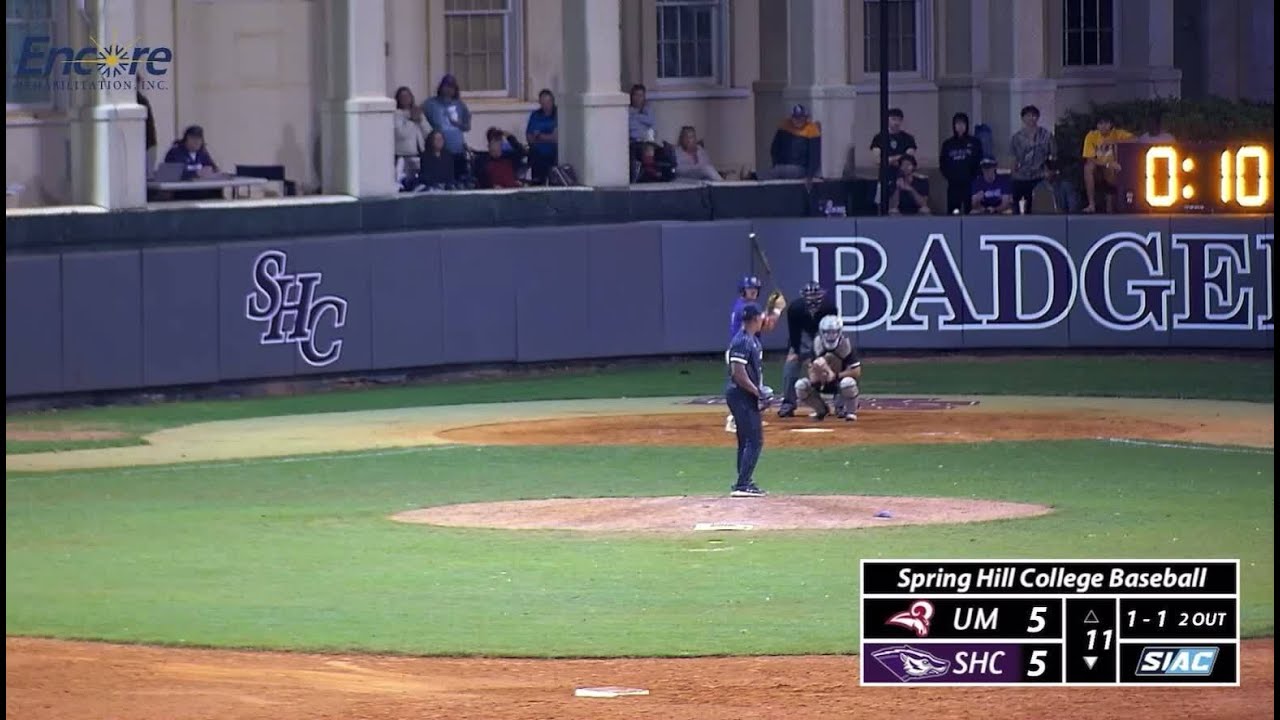 Fight breaks out between Spring Hill College and University of Mobile baseball team during game