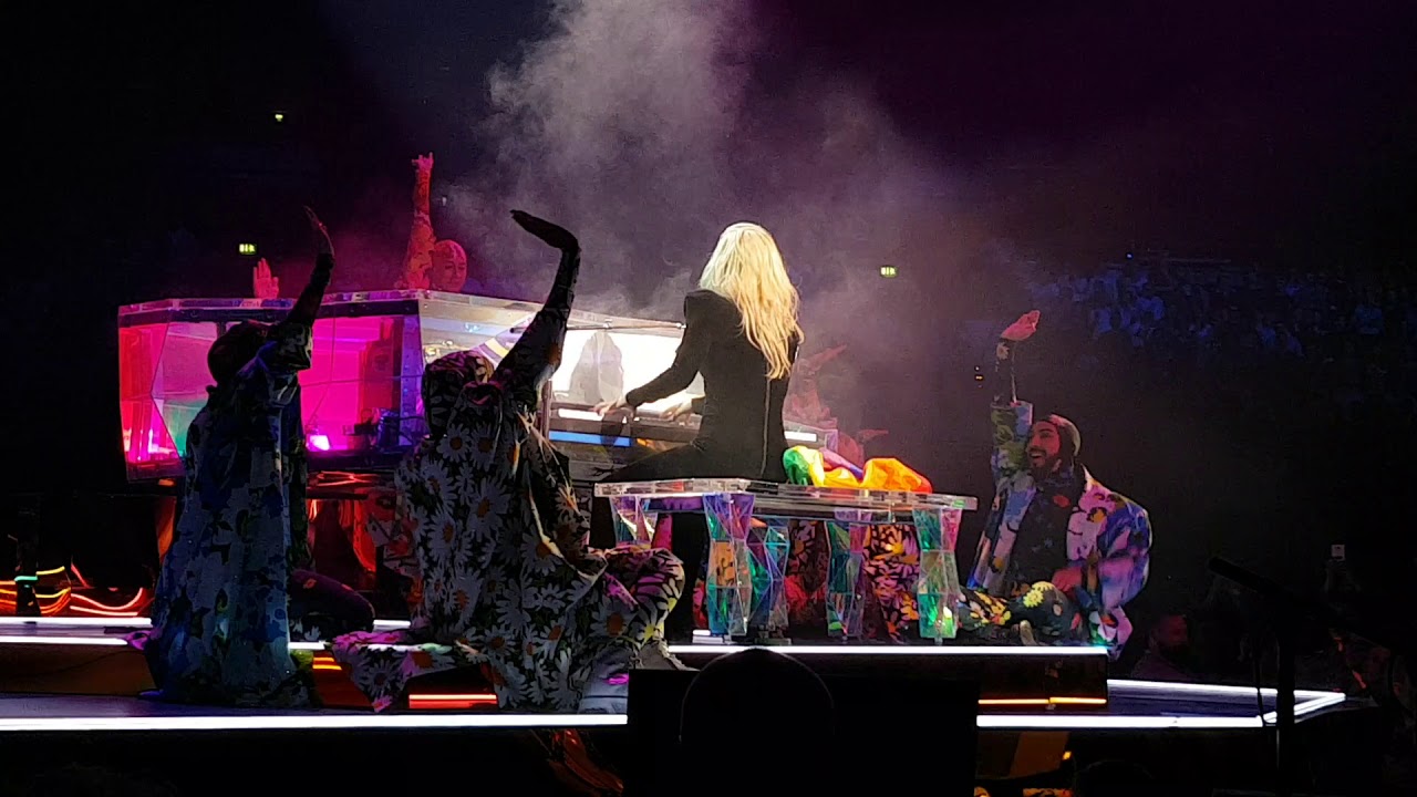 Lady Gaga Hamburg Tour 2018 - come to mama