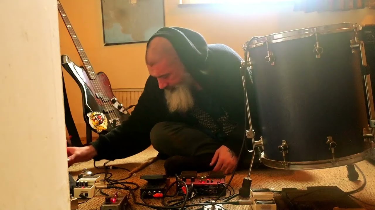 Beau Bordel / Nulle part est un challenge de dessous l’élève assidu