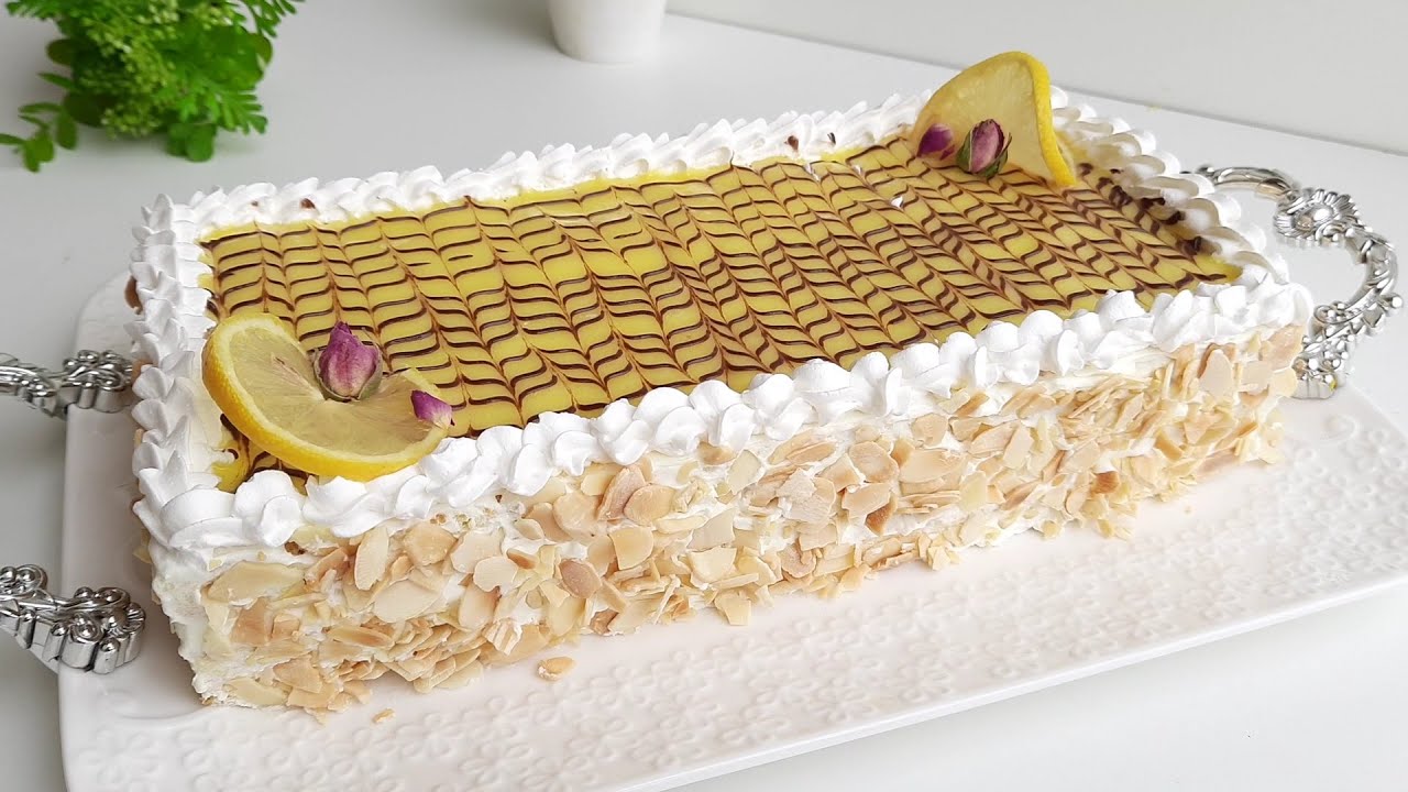بهريهم بألذ وأسهل كيكة بالحامض🍋 بدون جيلاتين أو ملونات بكريمة رائعة خفيفة وكيك كيذوب فالفم