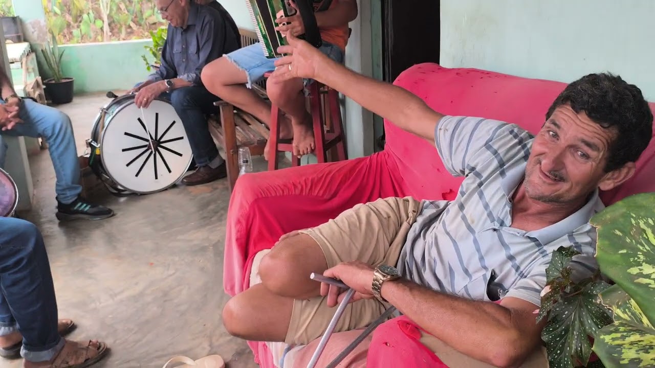 Igor tocando muito forró mais pezão 