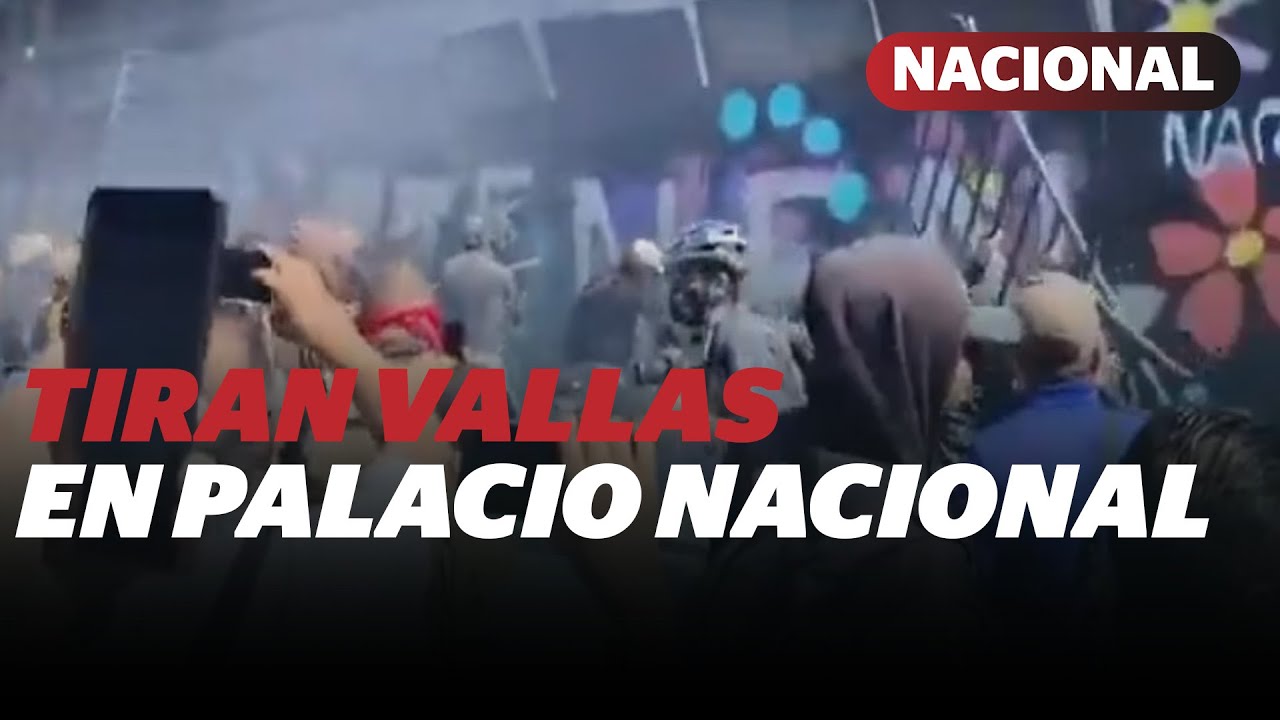 Caos en el Zócalo: Enfrentamiento entre Gen Z y policías | Reporte Indigo