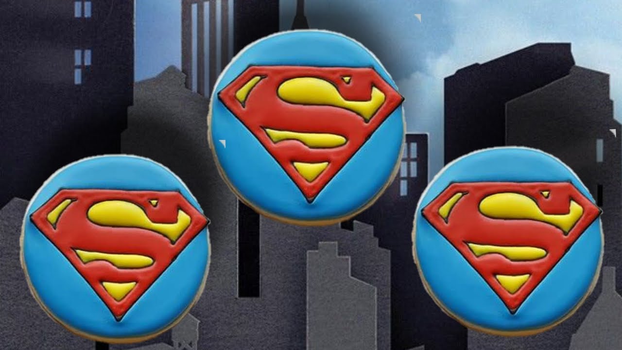 How to decorate a Superman inspired sugar cookie