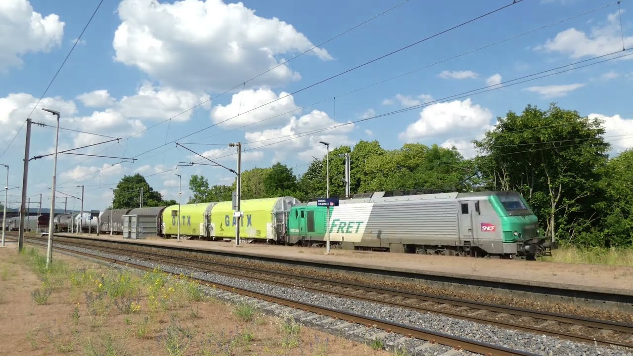 DES TRAINS ( TER, TGV, FRET ) EN GARE DE NOVEANT-SUR-MOSELLE