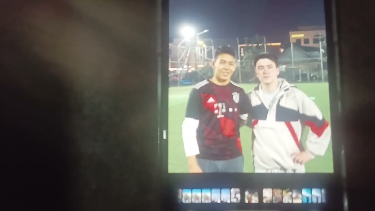 ТӘТТІ ҚЫЗ АЙНАШ АҒАСЫНЫҢ ТЕЛЕФОНЫН КӨРСЕТТІ